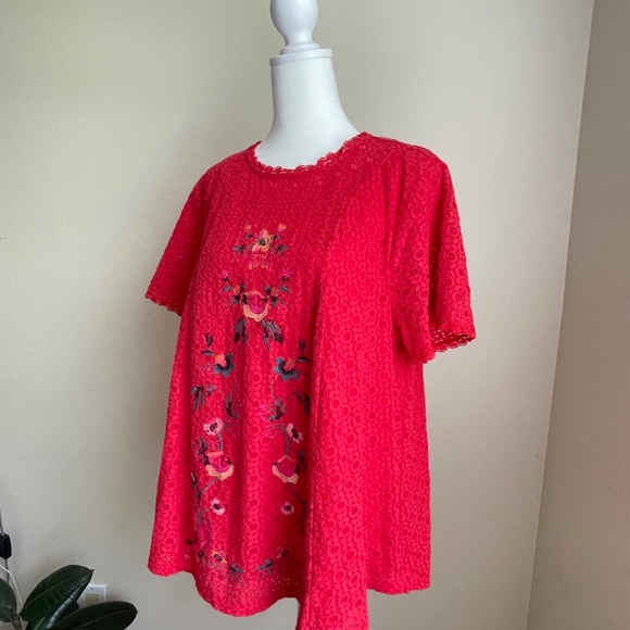 Altar'd State RED embroidered crochet swing top M - Picture 3 of 16